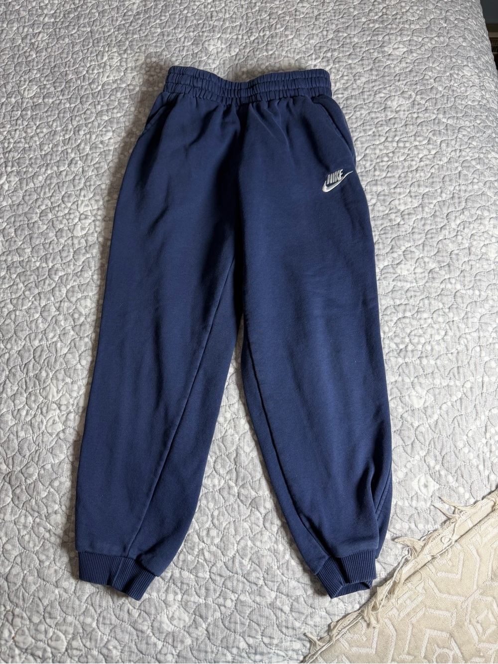 Nike Youth Boys Navy Blue Fleece Jogger Pants. Size medium.